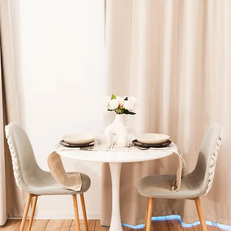 Διαμέρισμα Evra Royal- Free Private Parking