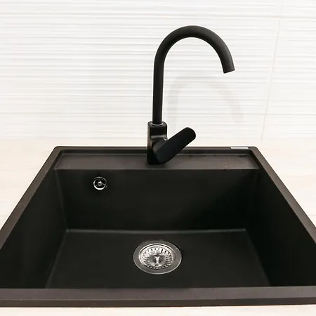 Evra Royal- Free Private Parking